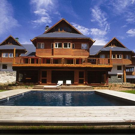 Hosteria Isla Victoria Lodge エクステリア 写真