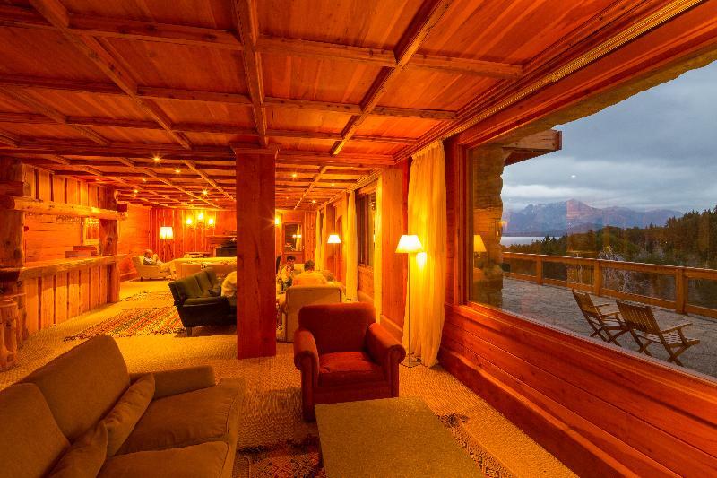 Hosteria Isla Victoria Lodge エクステリア 写真