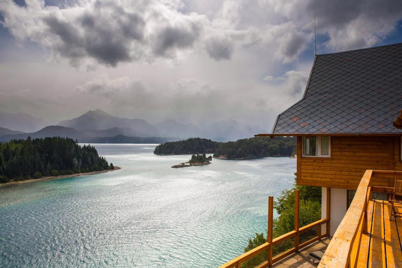 Hosteria Isla Victoria Lodge エクステリア 写真